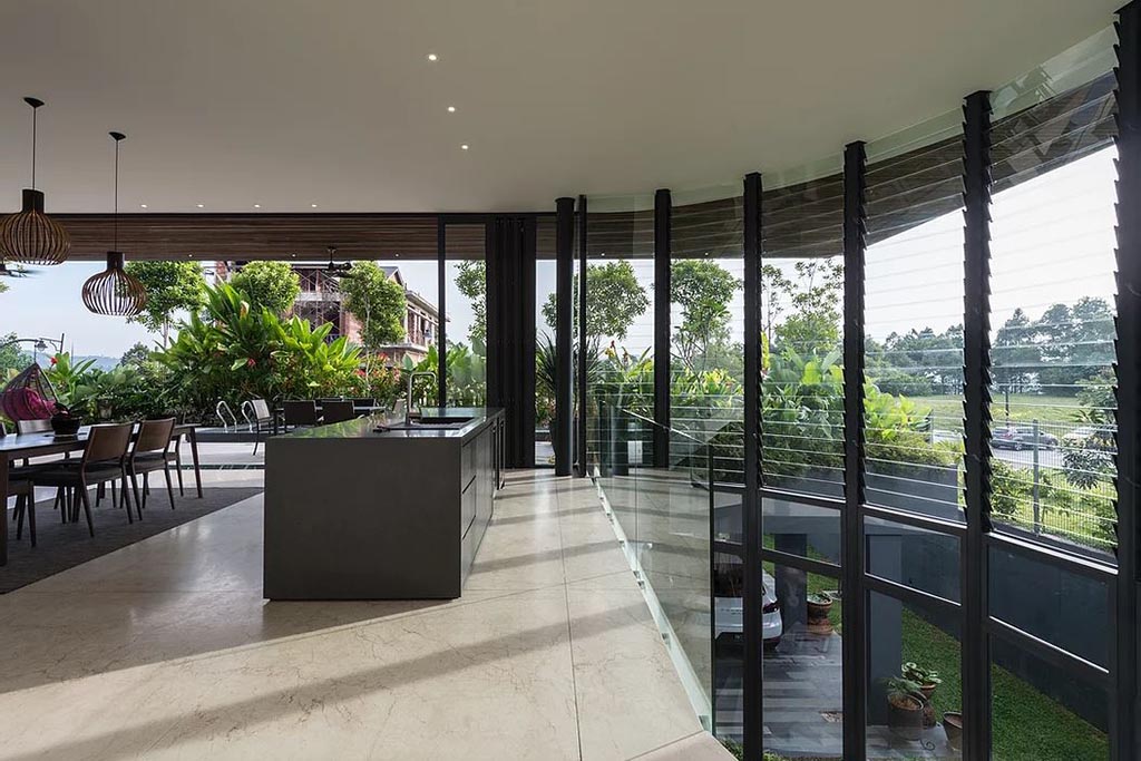 Uninterrupted views through Breezway Louvre Windows