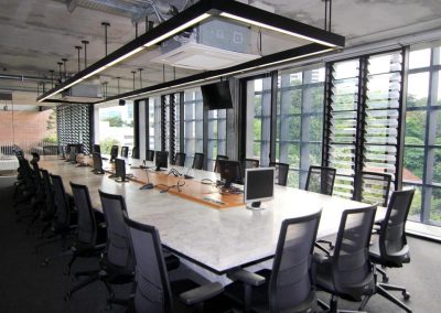 Breezway Louvres in boardrooms keep occupants cool during meetings